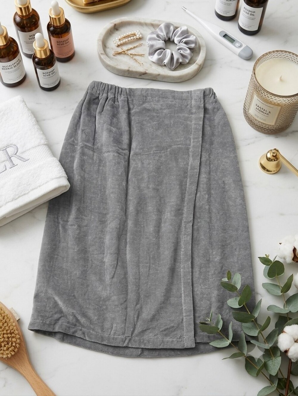 Room Essentials Plush Gray Bath Skirt